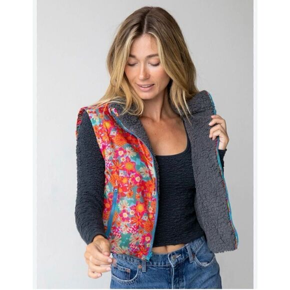 NATURAL LIFE Jackets & Blazers - Natural Life Bright Colored Abstract Floral Fleece Lined Crop Vest